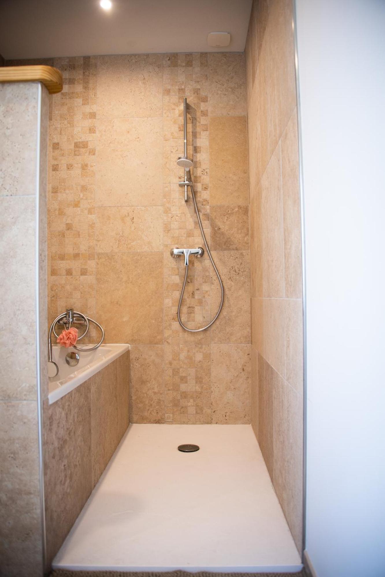 Sanxay Domaine De La Briouse Bed & Breakfast エクステリア 写真